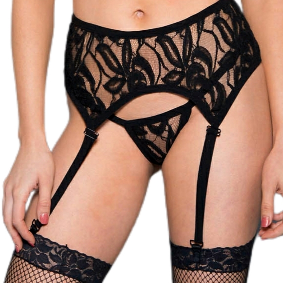 Sexy 3 Piece Open Bust Halter Top with Matching Lace Garterbelt and G-string - Picture 8 of 8